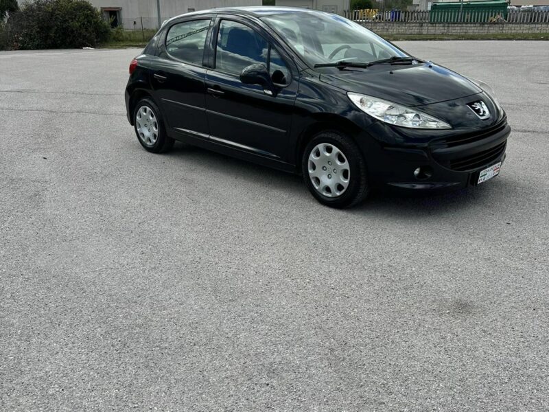 PEUGEOT-207