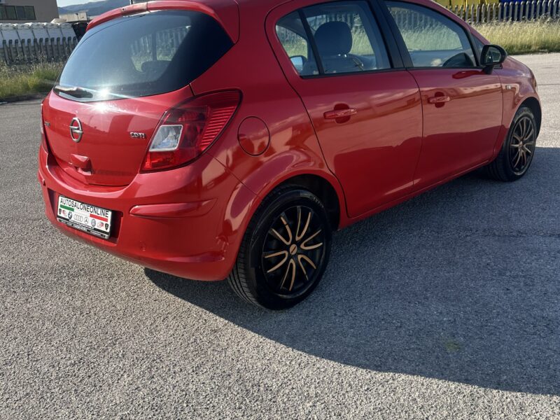 Opel corsa motore nuovo