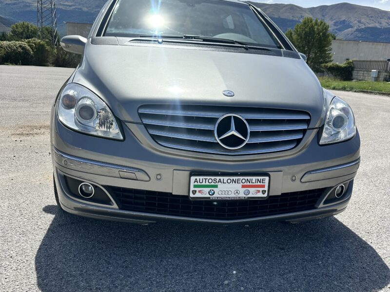 Mercedes Clase B