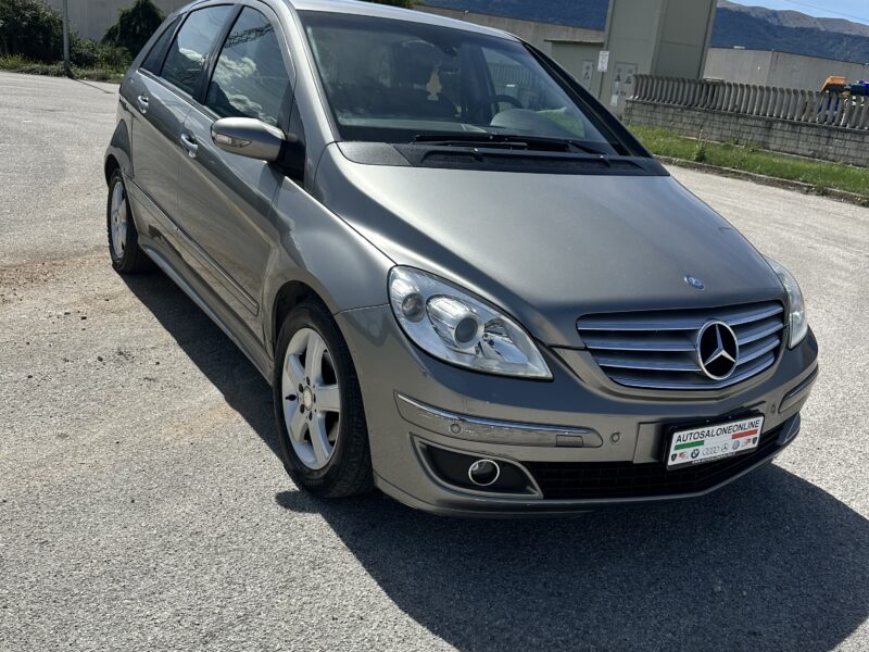 Mercedes Clase B